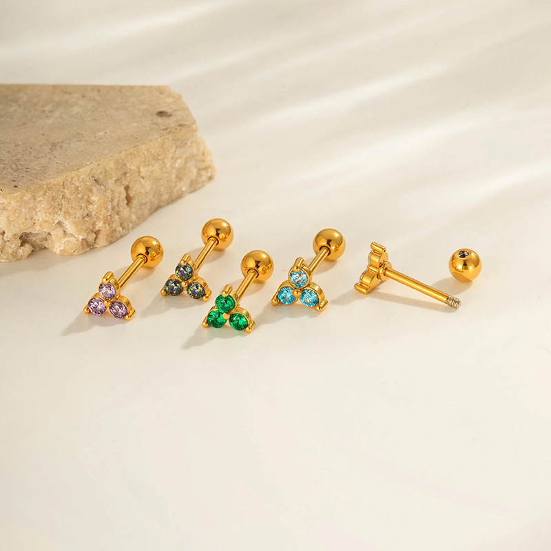 Boucle D'Oreille Piercing Triangulaire En Zircone Couleur Or 1 Pièce h5Image3