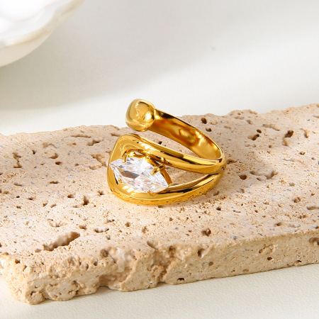 Bague élégante et luxueuse en acier inoxydable et zircone de forme irrégulière