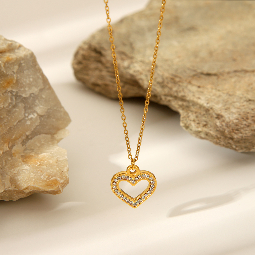 Collier Pendentif Femme Daily Heart En Acier Inoxydable Étanche Couleur Or (1 Pièce) Image4