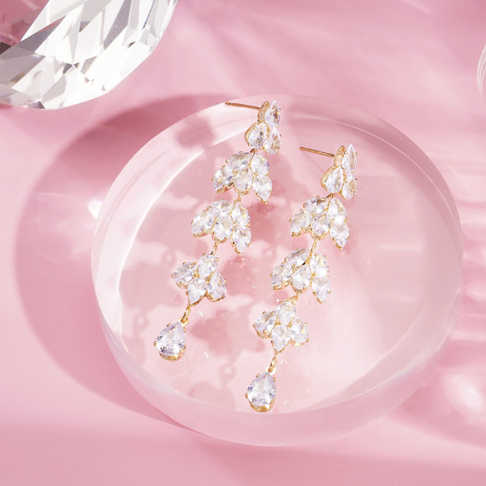 1 Paire De Boucles D'Oreilles Festives À Pompons Et Fleurs h5Image3