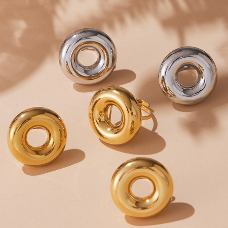 Bague élégante ronde en acier inoxydable étanche couleur or (1 pièce) 2