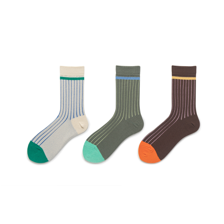 1 paire de chaussettes mi-mollet en coton à rayures de couleurs assorties pour femme