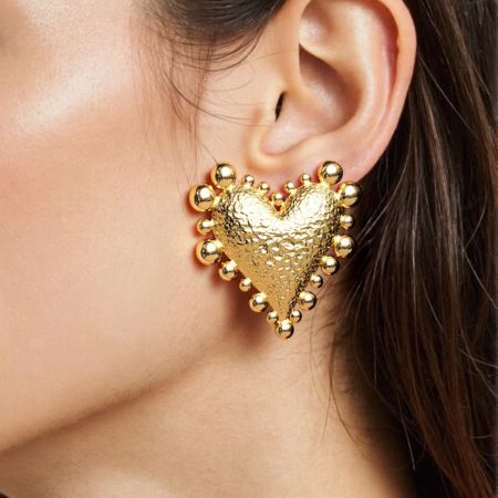 1 paire de boucles d'oreilles à clous Punk Heart en acier inoxydable étanche couleur or
