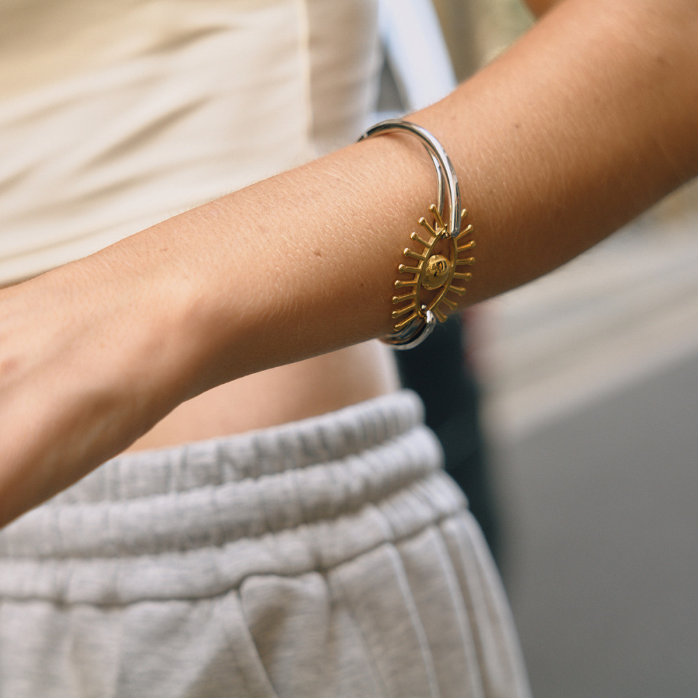 Bracelet Jonc Classique Œil De Diable Pour Femme, En Acier Inoxydable, Couleurs Or Et Argent Mélangés, Étanche (1 Pièce) h5Image4