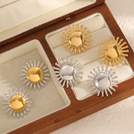 1 paire de boucles d'oreilles à clous Sun en acier inoxydable étanche couleur or 2