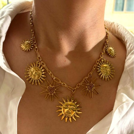 Collier pendentif soleil en acier inoxydable étanche couleur or (1 pièce)