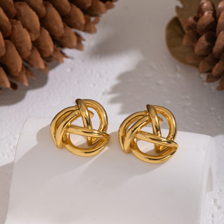 1 paire de boucles d'oreilles à clous torsadées en acier inoxydable étanche couleur or