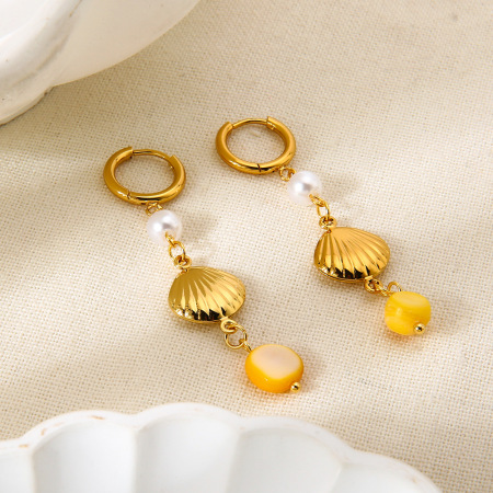 1 paire de boucles d'oreilles pendantes bohèmes en acier inoxydable, couleur or, imperméables, style coquillage. 2