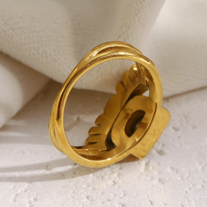 Bague Pour Femme En Acier Inoxydable De Forme Irrégulière, Étanche, Couleur Or, Ornée D'Un Zircon. h5 Image3