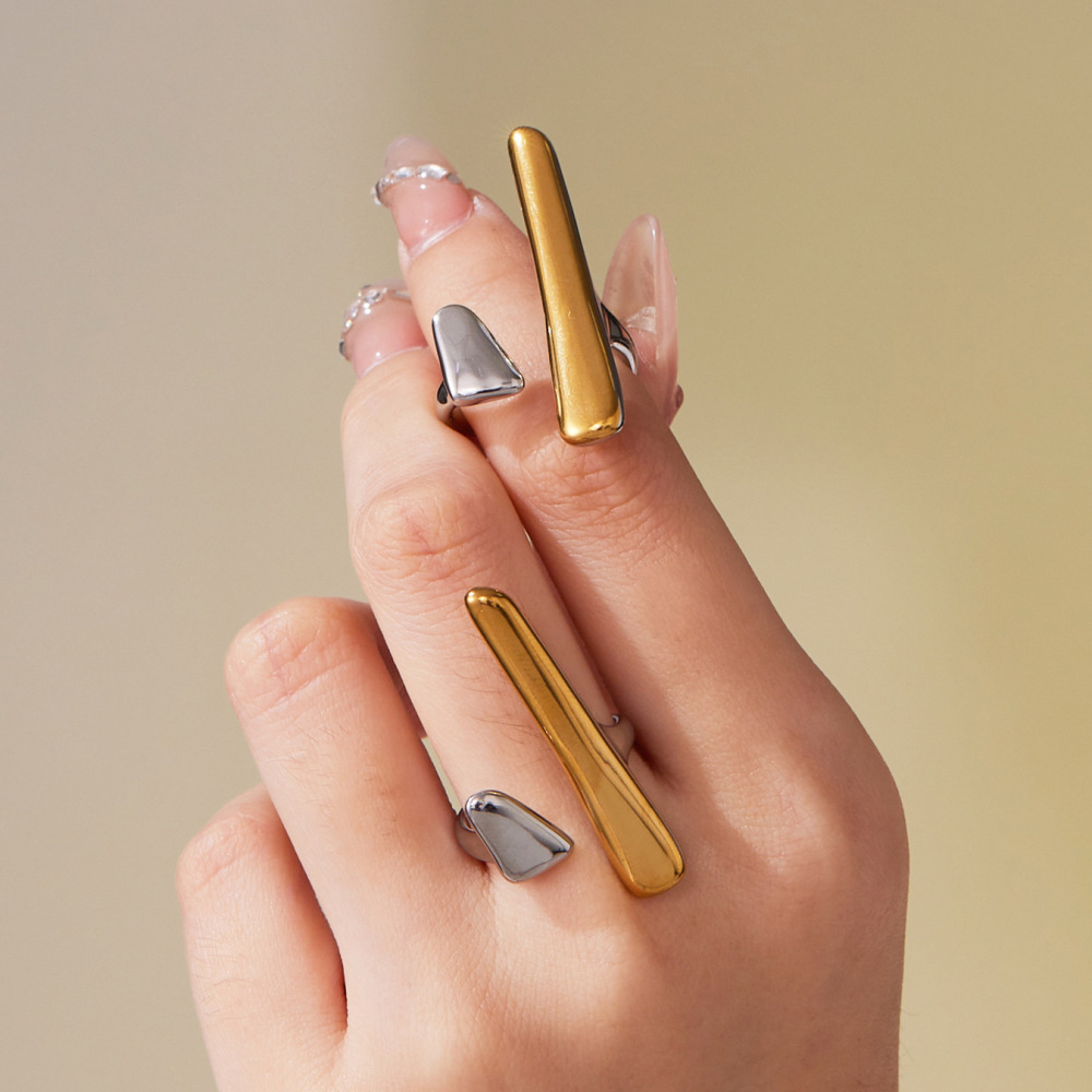 Bague Tendance Moderne De Forme Irrégulière En Acier Inoxydable, Couleur Or, Étanche. Image5