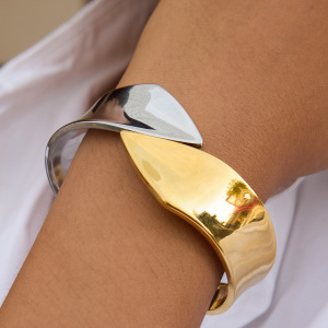 Bracelet Jonc Étanche Pour Femme, En Acier Inoxydable, Coloris Or Et Argent (1 Pièce) h5 Image3
