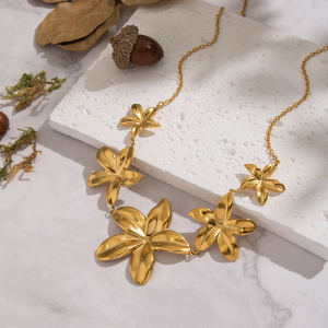 Collier Pendentif Fleur En Acier Inoxydable Étanche Couleur Or (1 Pièce) h5 Image5