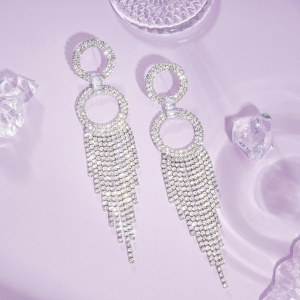 1 Paire De Boucles D'Oreilles Rondes À Pompons De La Collection Festive h5 Image4