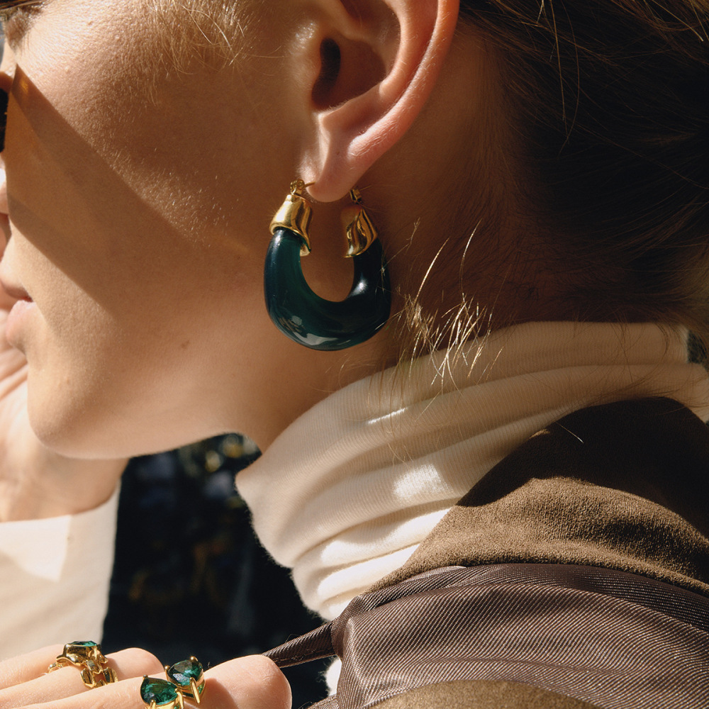 1 Paire De Boucles D'Oreilles Créoles Rétro En Résine Dégradé De Couleurs Pour Femme Image3