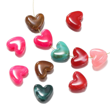 1 sachet de mini perles acryliques en forme de cœur à faire soi-même 2