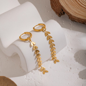 Boucles D'Oreilles Pendantes Décontractées À Pompons Et Feuilles, En Acier Inoxydable Étanche, Couleur Or (1 Paire). h5 Image3