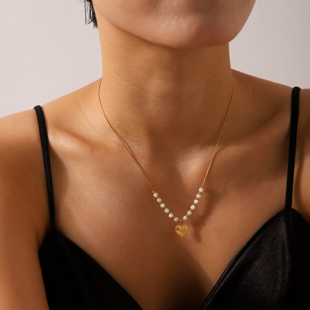 Collier pendentif femme en forme de cœur simple, en acier inoxydable étanche, couleur or (1 pièce) 2