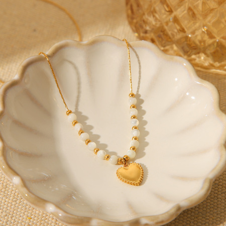 Collier pendentif femme en forme de cœur simple, en acier inoxydable étanche, couleur or (1 pièce)