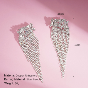 1 Paire De Boucles D'Oreilles Festives À Pompons En Cuivre h5