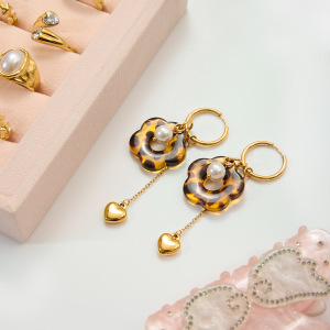 1 Paire De Boucles D'Oreilles Pendantes Pour Femme, En Acrylique Et Acier Inoxydable Imperméables, À Motif Léopard Et Fleurs. h5 Image6