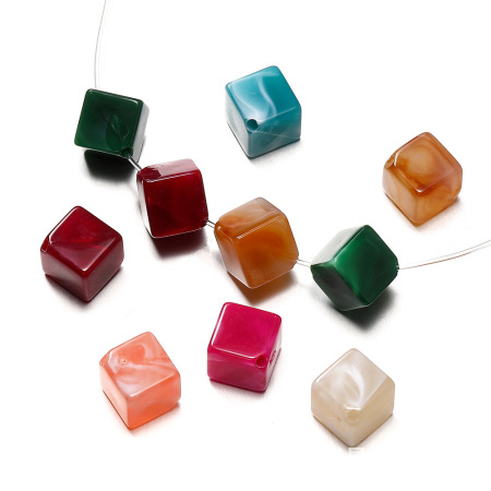 1 sachet de perles cubiques en acrylique pour bijoux DIY 2
