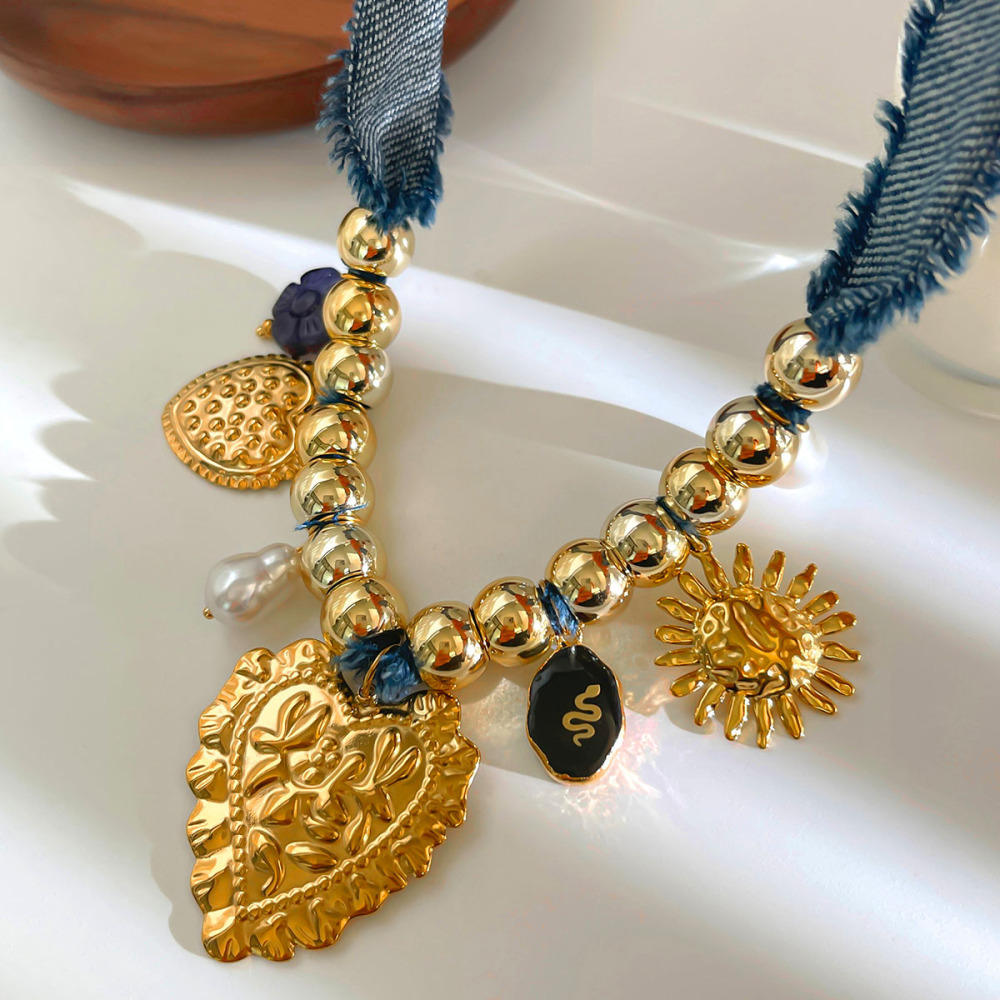 Collier Pendentif Rétro En Forme De Cœur Et De Soleil Couleur Or, 1 Pièce Image5
