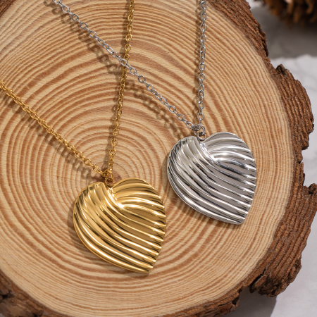 Collier pendentif romantique en forme de cœur, en acier inoxydable étanche, couleur or 2
