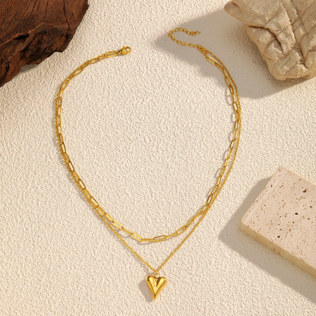 Collier à plusieurs rangs en acier inoxydable doré, imperméable, avec un cœur. 2