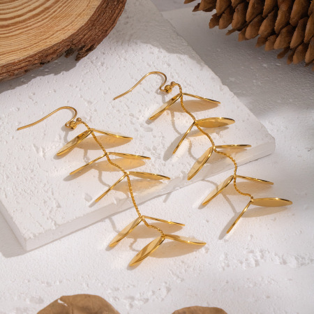 Boucles d'oreilles pendantes en acier inoxydable doré, étanches, en forme de feuille (1 paire) 2