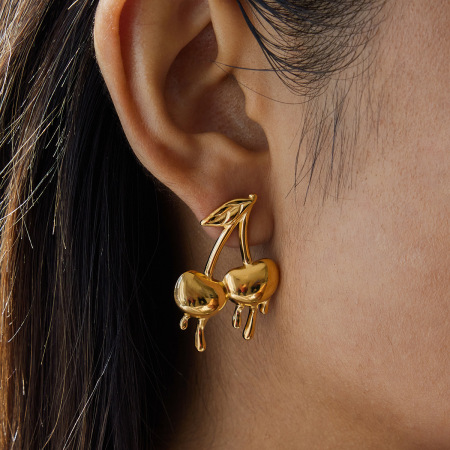 1 paire de boucles d'oreilles puces romantiques en acier inoxydable doré, motif cerise, étanches, pour femme