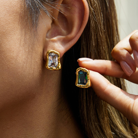 Boucles d'oreilles puces pour femme, 1 paire, forme rectangulaire, zircon, acier inoxydable étanche, couleur or.