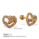 Boucles d'oreilles à tige en or et diamants blancs Image11