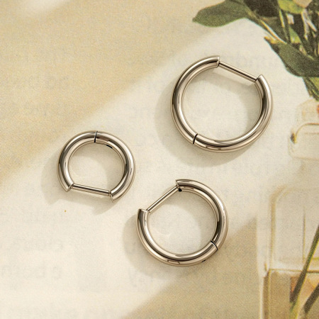 Boucles d'oreilles créoles minimalistes en alliage de titane pour femme, forme annulaire, 1 pièce