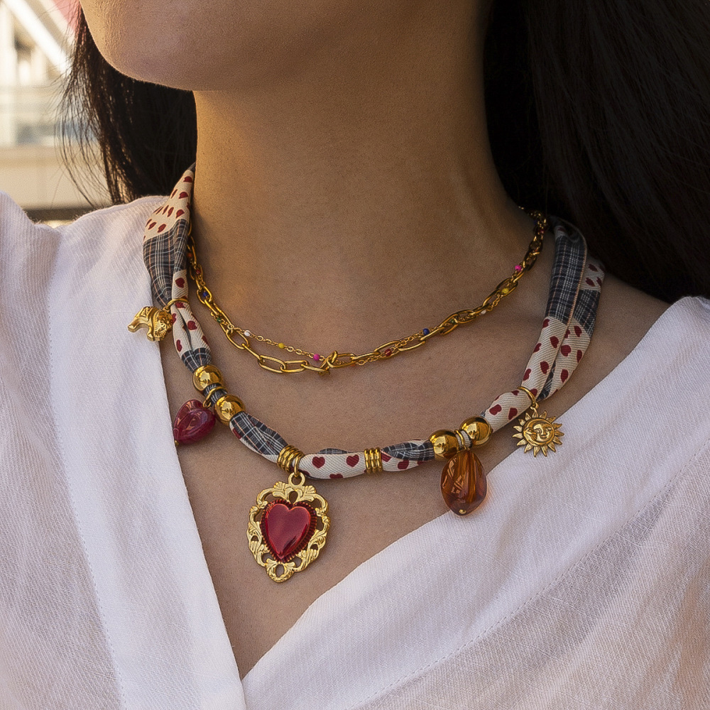 Collier Pendentif Cœur En Acier Inoxydable Étanche Couleur Or Image3