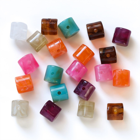 1 sachet de perles acryliques cylindriques à dégradé de couleurs