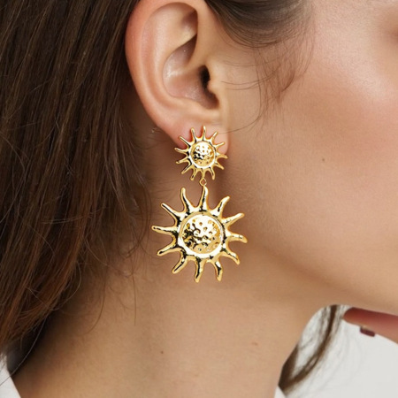 1 paire de boucles d'oreilles pendantes rétro soleil en acier inoxydable étanche couleur or