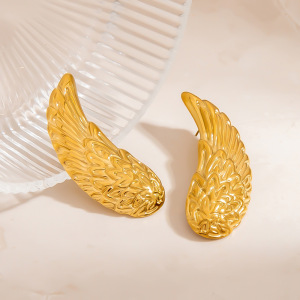 1 Paire De Boucles D'Oreilles À Clous Punk Wings En Acier Inoxydable Étanche Couleur Or h5 Image4