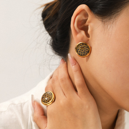 Boucles d'oreilles puces en acier inoxydable doré, motif léopard, étanches, couleur or