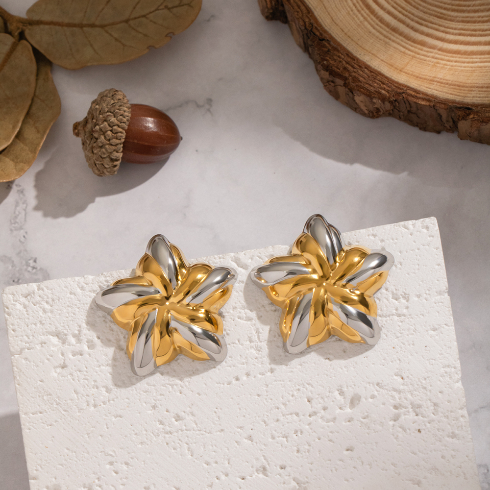 1 Paire De Boucles D'Oreilles À Clous En Acier Inoxydable Doré Et Imperméable, Motif Floral. Image5