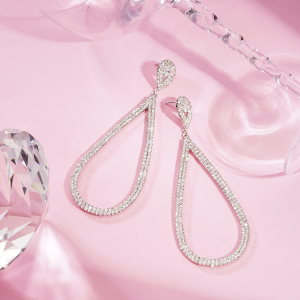 1 Paire De Boucles D'Oreilles Festives En Cuivre En Forme De Goutte h5 Image3