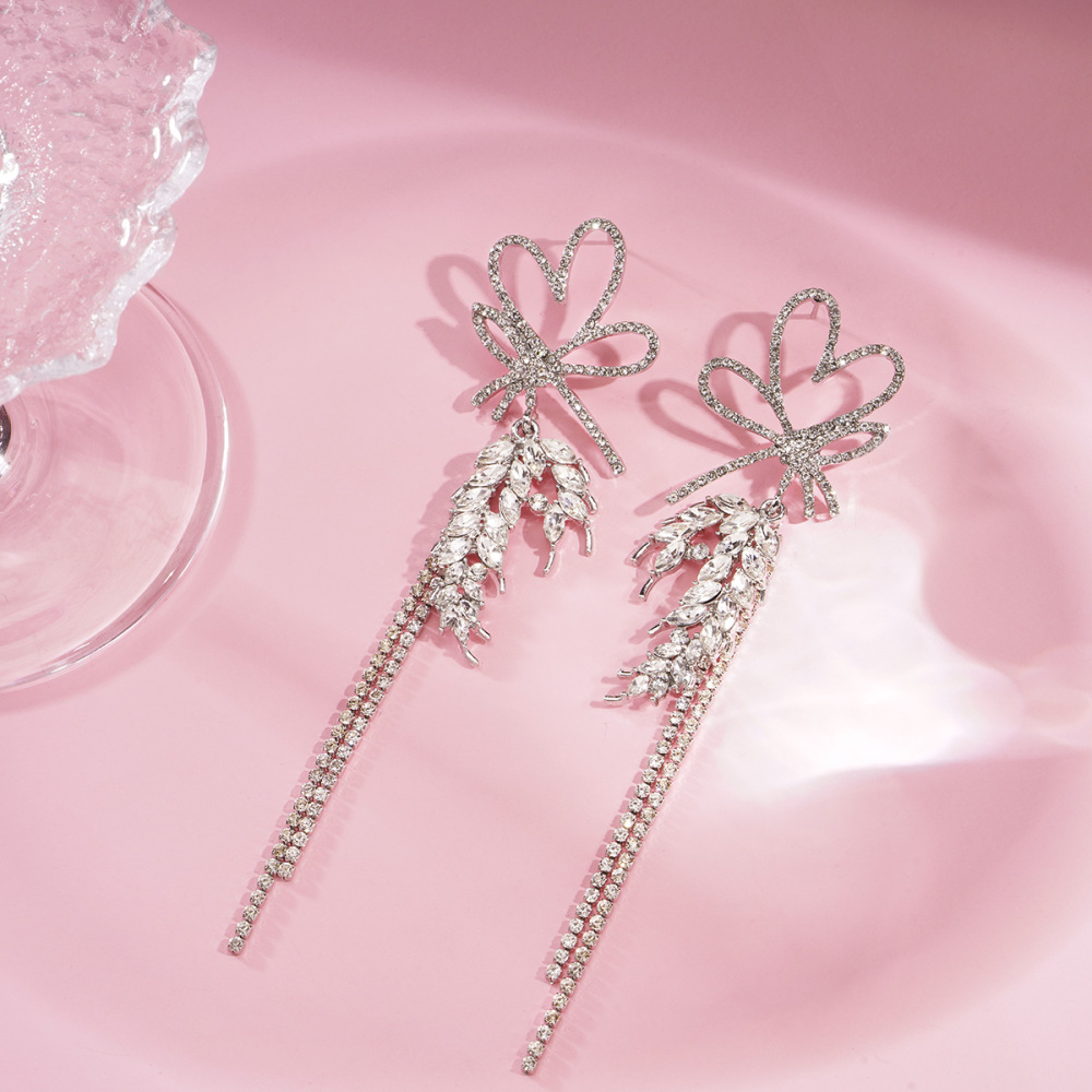1 Paire De Boucles D'Oreilles Festives En Alliage Avec Pompons Et Fleurs Image3
