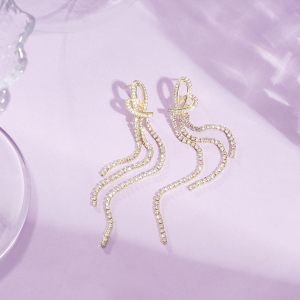 1 Paire De Boucles D'Oreilles Festives En Cuivre Avec Pompon En Forme De Cœur h5 Image2