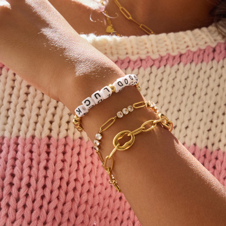 Bracelet classique rond en acier inoxydable étanche couleur or pour femme (1 pièce)