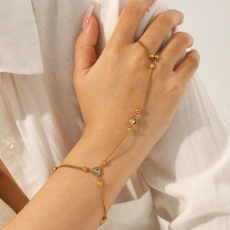 Bracelet à maillons pour femme, en acier inoxydable, couleur or, orné d'un zircon et orné d'un cœur simple (1 pièce).