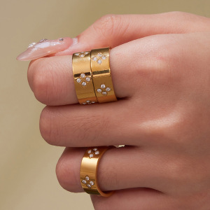 Bague Pour Femme En Acier Inoxydable Doré, Ornée D'Un Zircon Et D'Un Motif Floral Délicat. h5 Image4