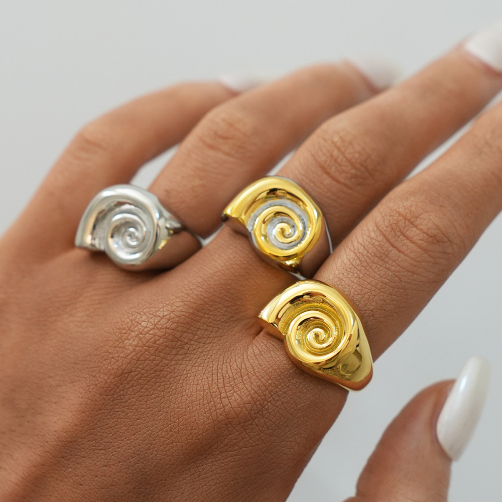 Bague Chevalière Femme Simple, Rétro, Motif Animal, En Acier Inoxydable Étanche, Couleur Or (1 Pièce) Image3