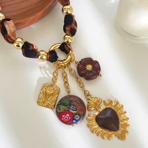 Collier Pendentif En Résine En Forme De Cœur En Tissu Léopard 1 Pièce h5 Image4