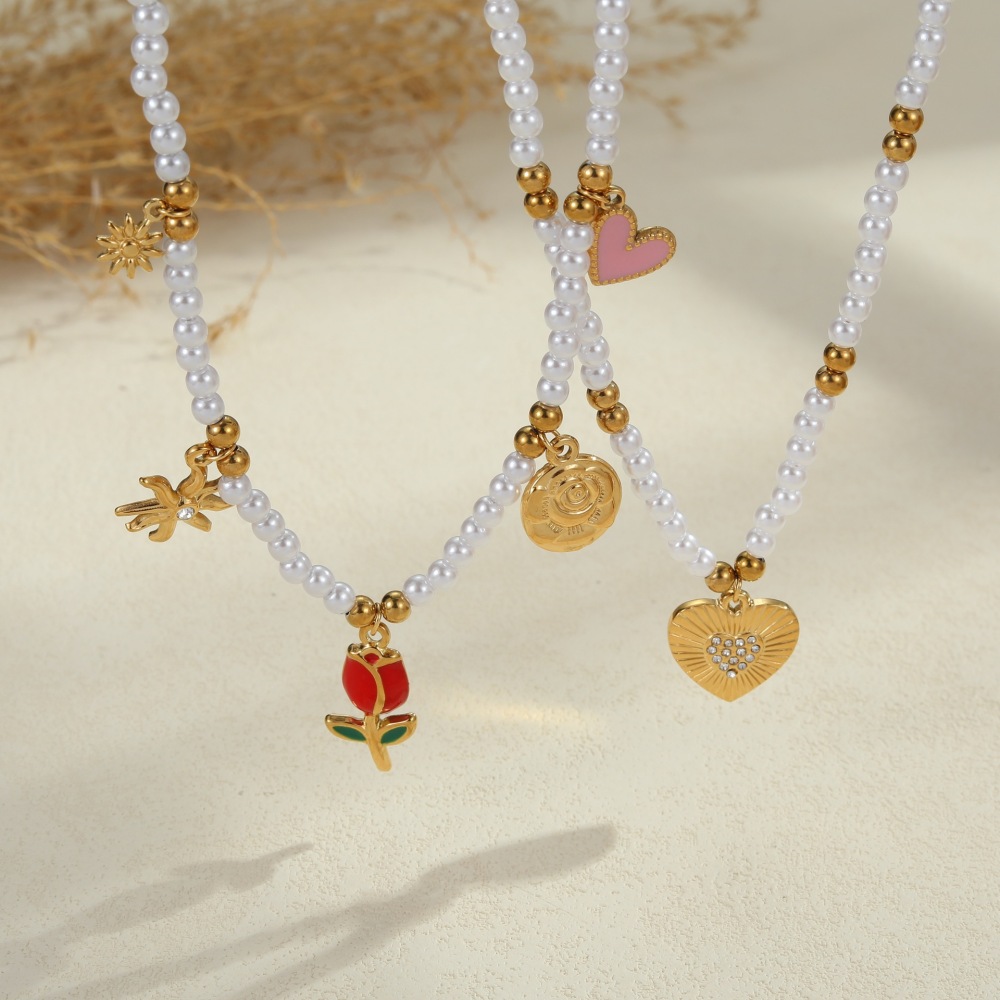 Collier Pendentif Femme Étanche En Acier Inoxydable Avec Pendentif Cœur Et Fleur (1 Pièce) Image2