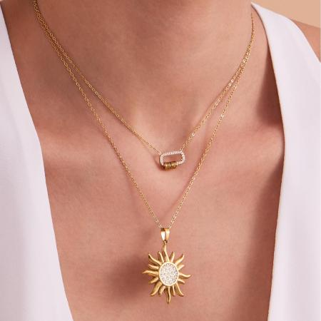 Collier pendentif femme classique soleil en acier inoxydable étanche couleur or avec zircon (1 pièce)