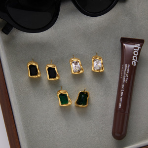 Boucles D'Oreilles Puces Pour Femme, 1 Paire, Forme Rectangulaire, Zircon, Acier Inoxydable Étanche, Couleur Or. h5 Image5